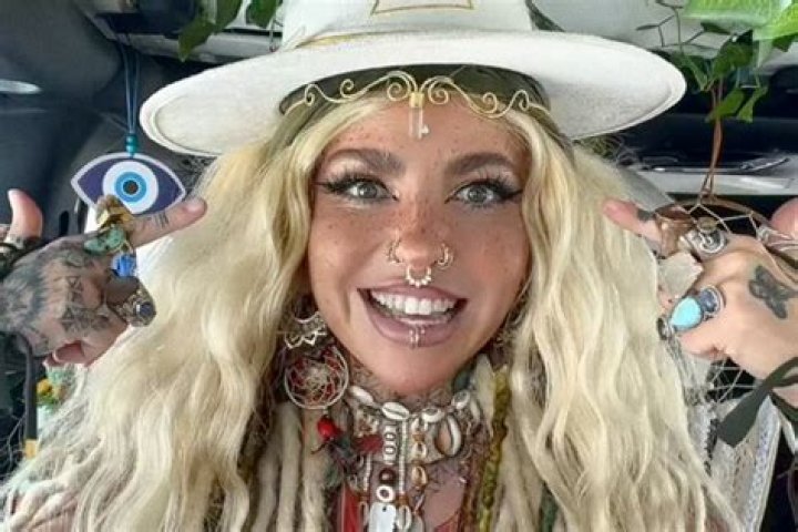 Coco Austin Nude: A Comprehensive Look at the Controversial Topics Surrounding Her
