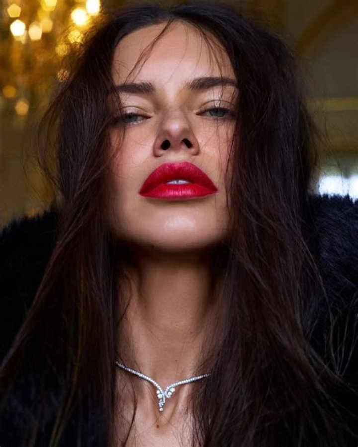 Exploring the Height of Adriana Lima: A Deep Dive into the Supermodel's Physical Attributes