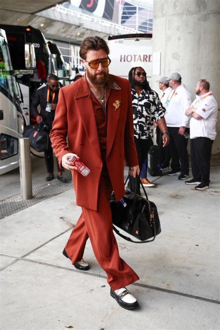 Exploring Travis Kelce Outfits: A Style Icon on and off the Field