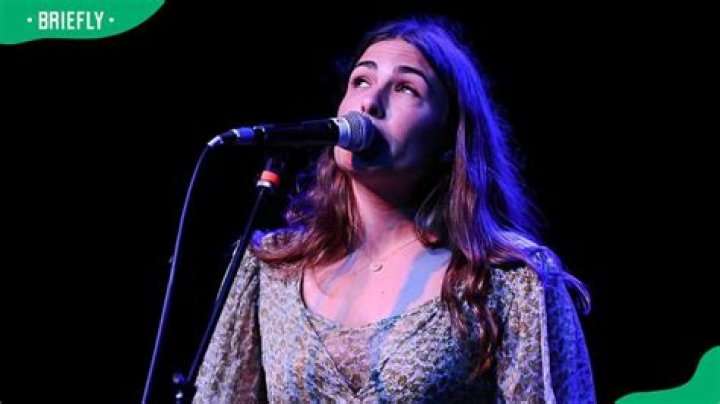 Jade Castrinos: A Renowned Singer-Songwriter