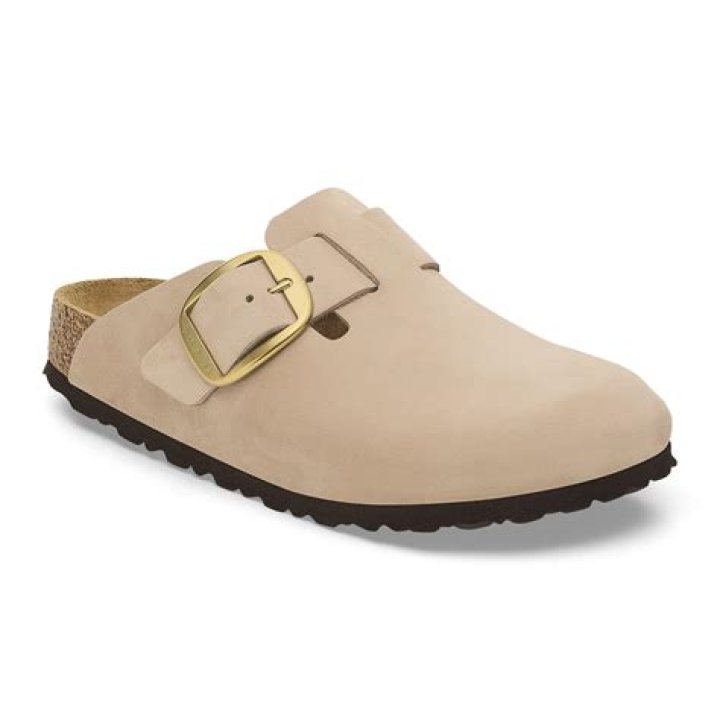 Unveiling the Comfort and Style of Clogs: Women's Birkenstocks
